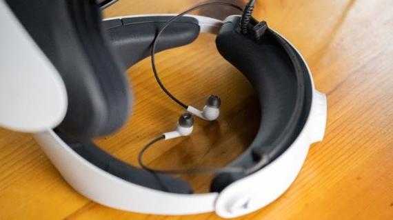 哪一个VR的软件能用耳机的简单介绍  第2张